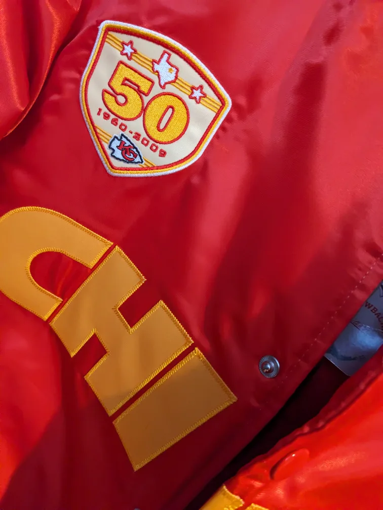 Mitchell & Ness Chiefs Jacket Women L image indicator(7)