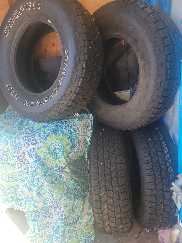 4 Tires Cooper discoverer tires. - photo 2