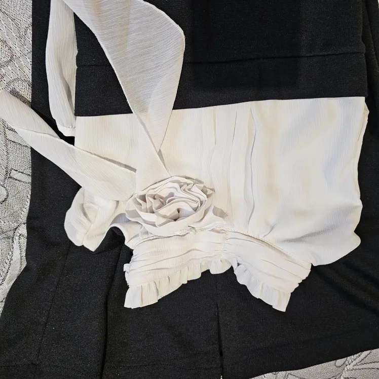 AMSARA Black and White Dress Size 36 image indicator(5)