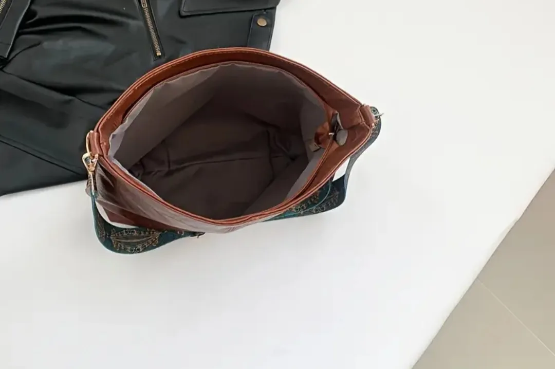 BRAND NEW Brown PU Shoulder Bag with patterned strap🧡 image indicator(3)