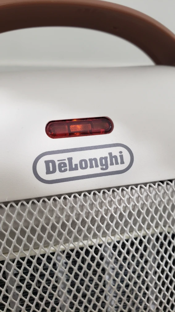 DeLonghi Ceramic Heater - photo 2