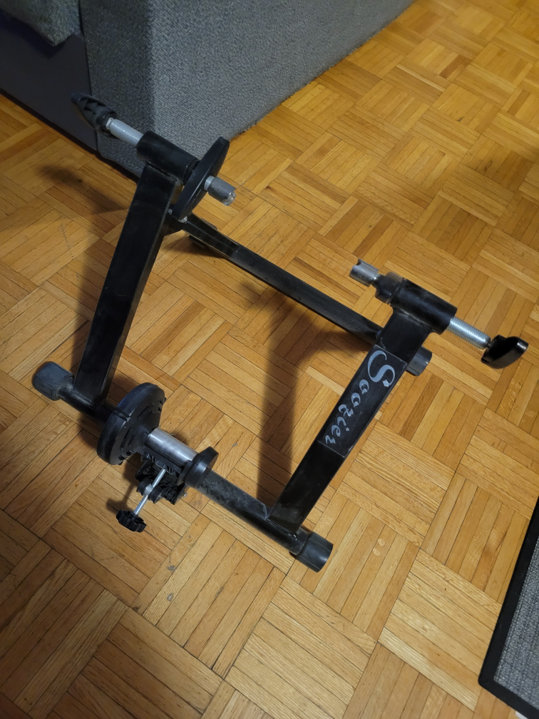 Used CycleOps Fluid Trainer