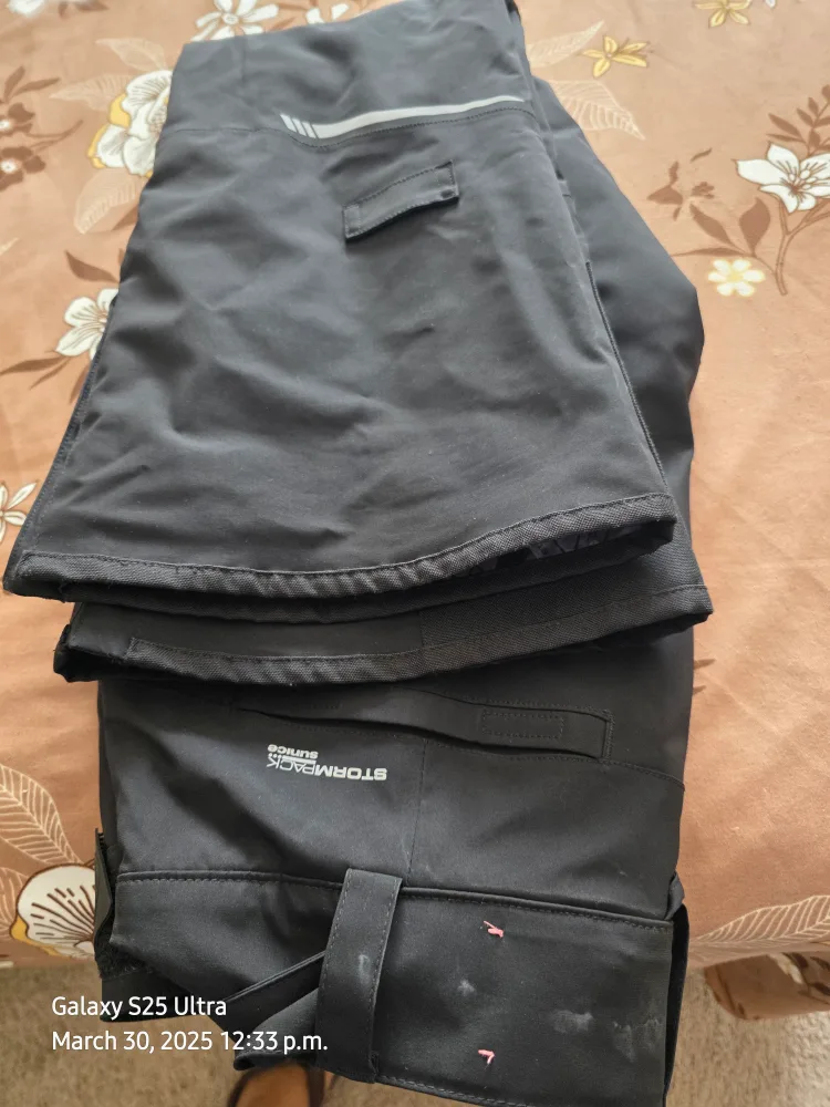 Red Winter jacket and Black Snow Pants image indicator(3)