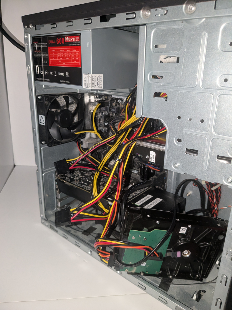 Budget Gaming PC - GTX 980 | 1TB HDD | 16GB DDR4 - photo 3