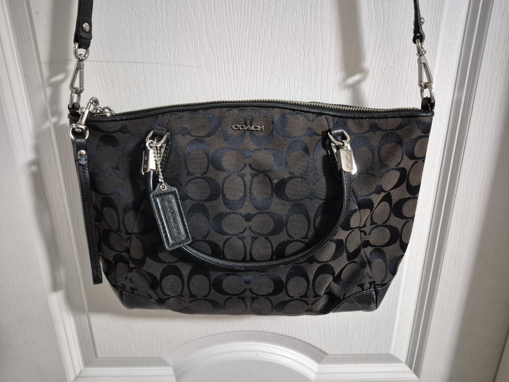 Coach Handbag - photo 2