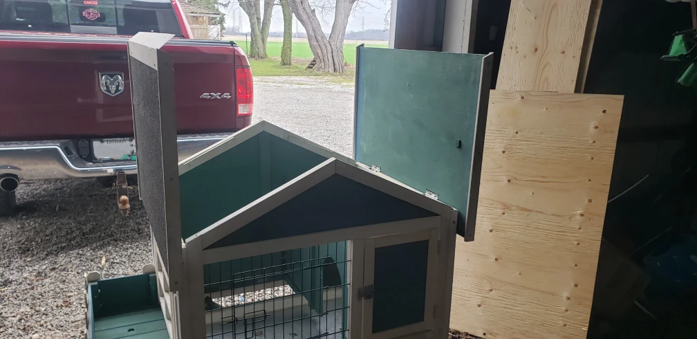 Rabbit Hutch/Indoor Outdoor Pet Home