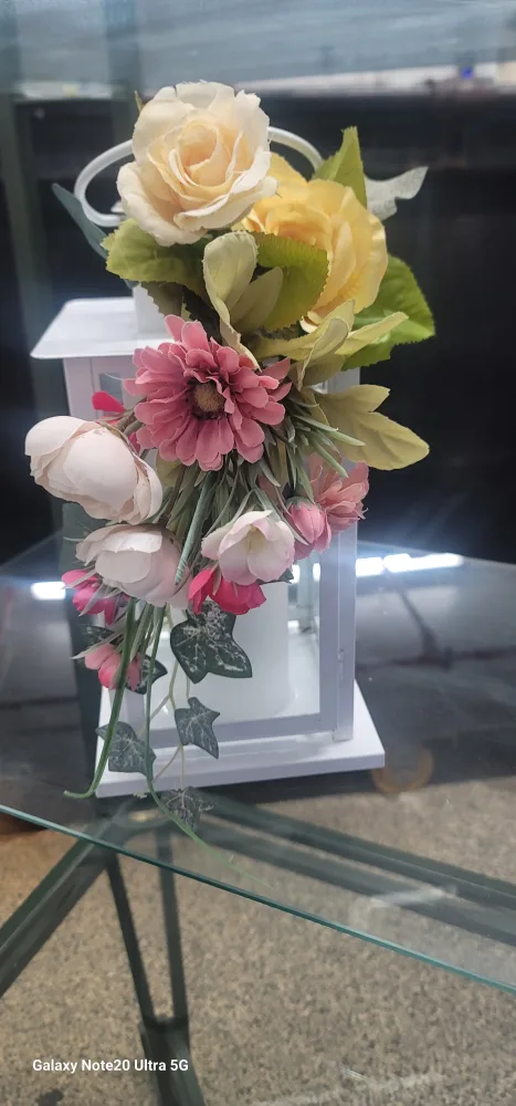 White Metal Lantern with LED Candle image indicator(3)