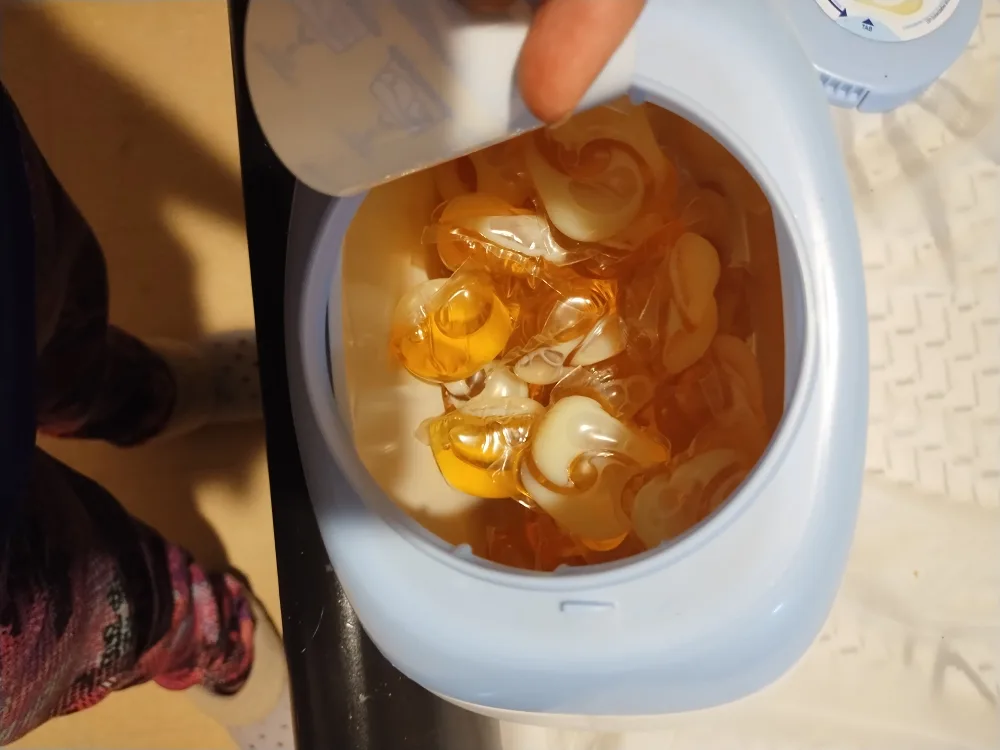 Tide Pods Coldwater Clean Free & Gentle Laundry Detergent image indicator(3)