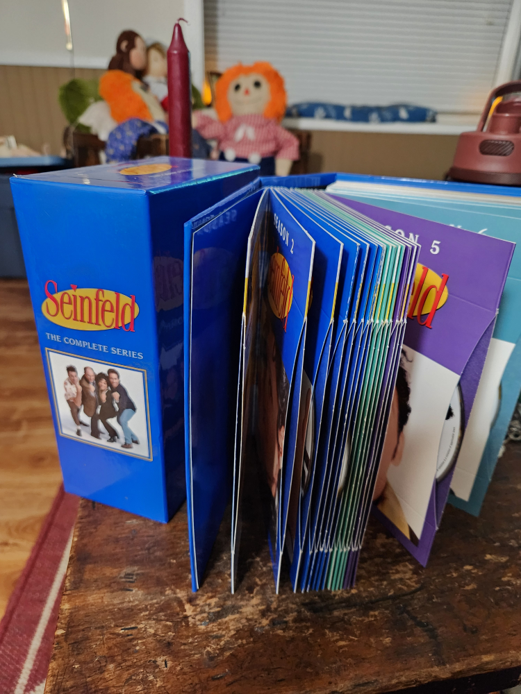 Complete Seinfeld DVD set - photo 3