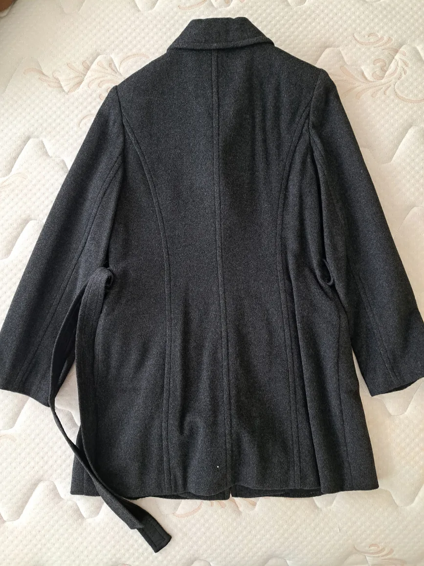 Brand new Suzuya M size 160/84A black Coat/jacket  female image indicator(2)
