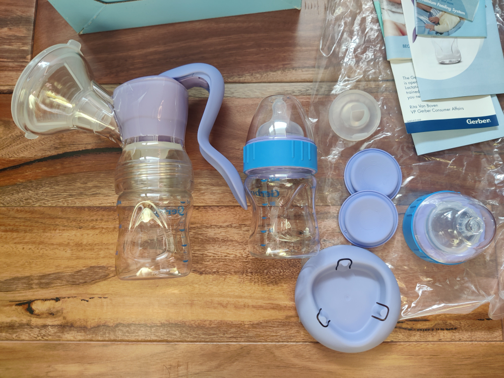Gerber manual breast pump - photo 3
