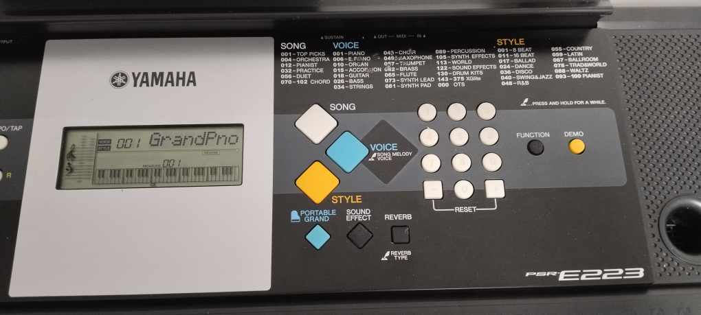 Yamaha PSR-E223 Portable Keyboard - photo 3