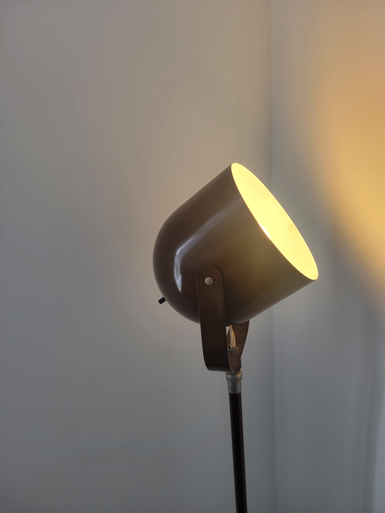 Mid-Century Modern Floor Lamp - photo 2