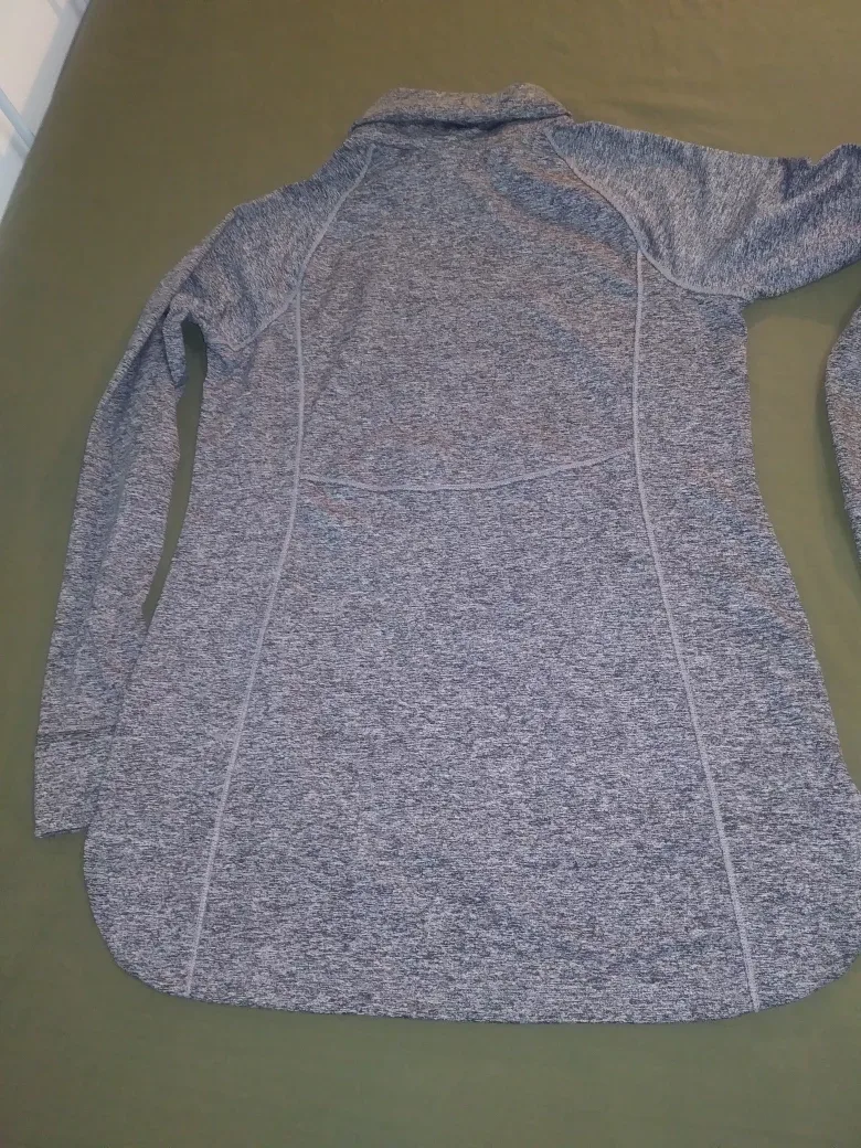 Duluth Trading Co. Women's Mock Neck Long Sleeve Shirt - Size M image indicator(3)