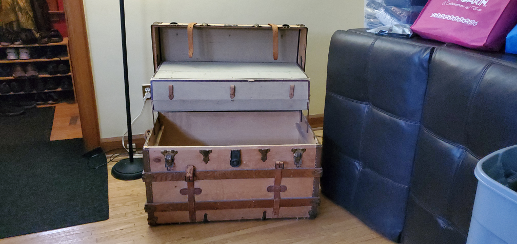 Vintage Wooden Trunk with Leather Straps - photo 3
