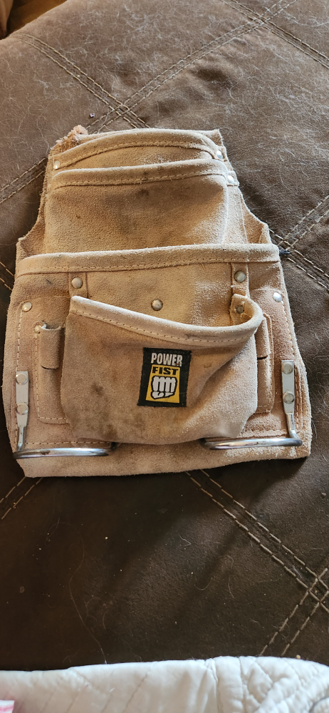 Vintage Powerbuilt Leather Tool Pouch 🧡