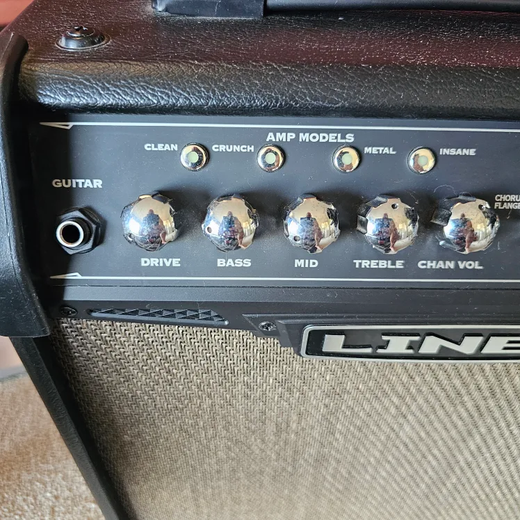 Line 6 Spider IV 15 Guitar Amp image indicator(2)
