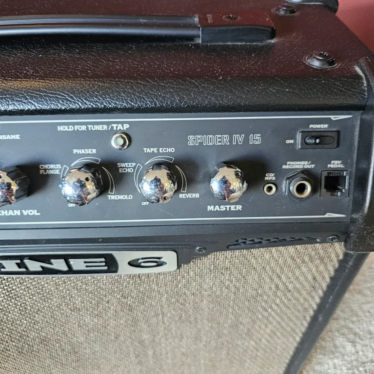 Line 6 Spider IV 15 Guitar Amp image indicator(3)