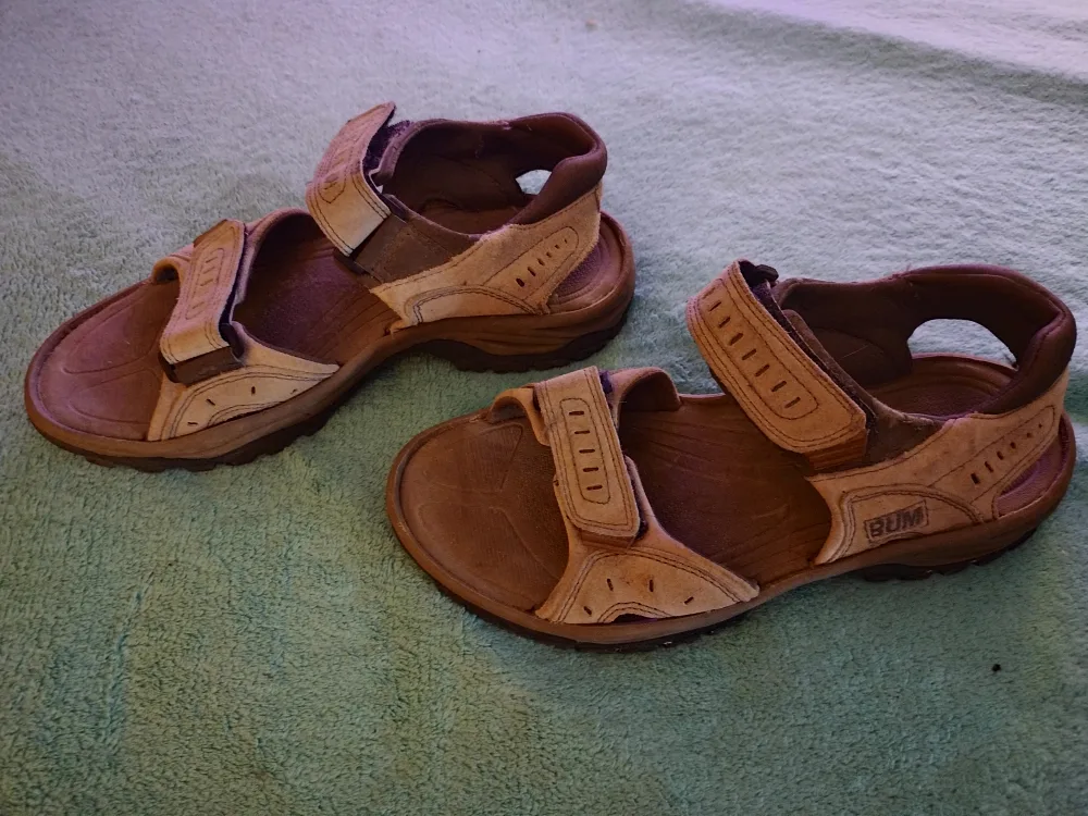 Beige & Brown Sandals image indicator(2)