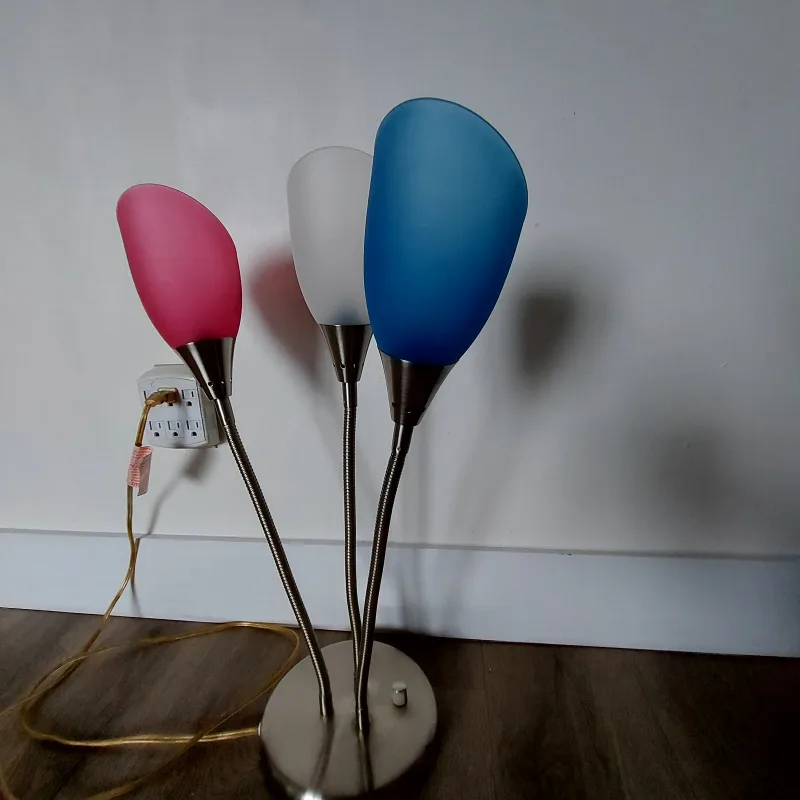 Triple Gooseneck Desk Lamp with Coloured Shades image indicator(4)