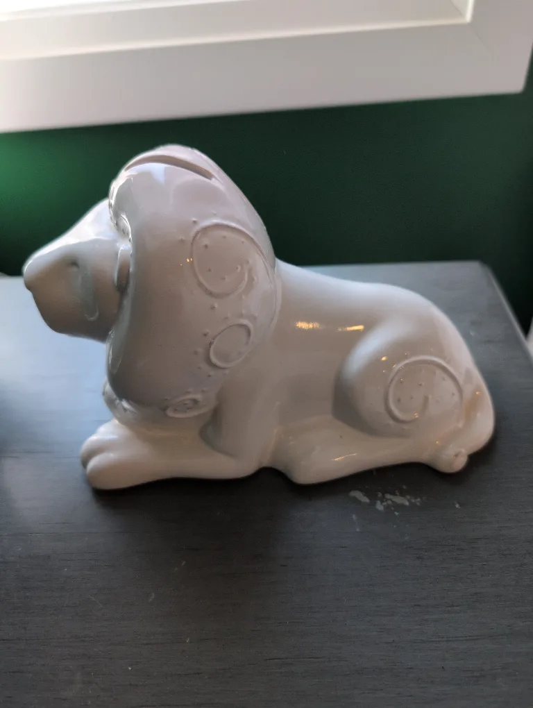 Pottery Barn Kids White Lion Piggy Bank image indicator(2)