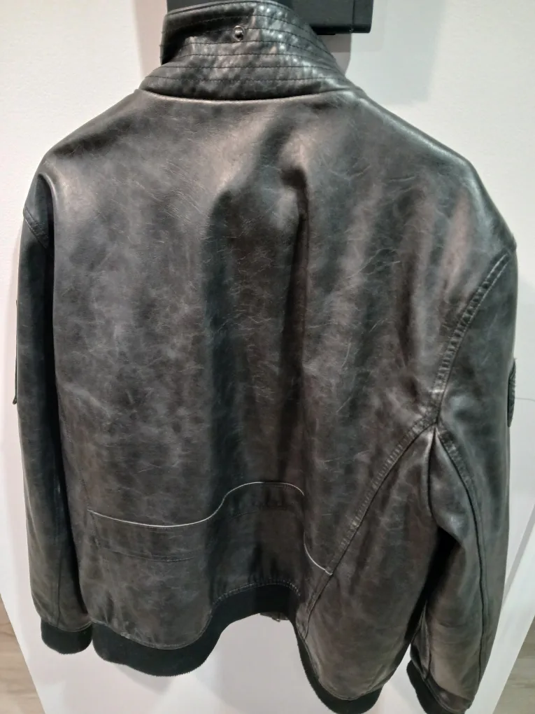 Tommy Hilfiger Men's Black Leather Jacket image indicator(3)