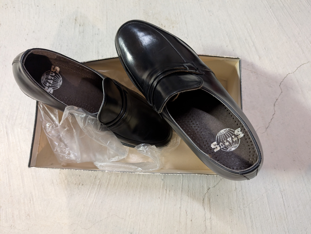 Men's Black Leather Status Loafers, Size 8 EEE - photo 2