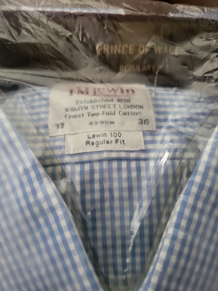 Rare TM Lewin Men's Gingham Dress Shirt - Size 17-36 image indicator(4)
