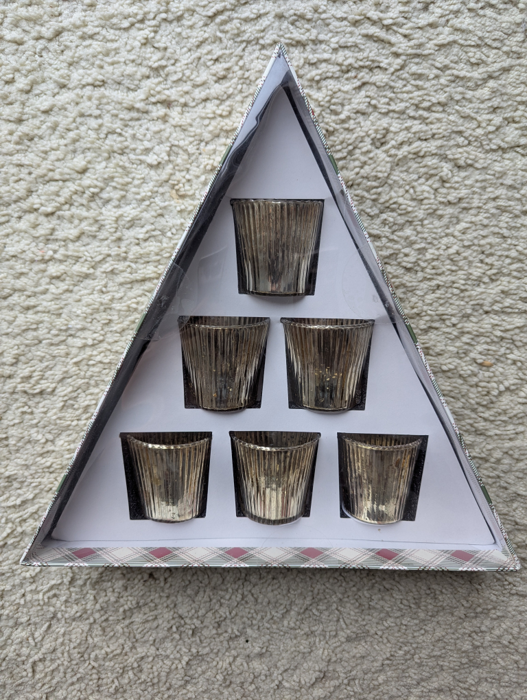 Set of 6 tealight candle holders