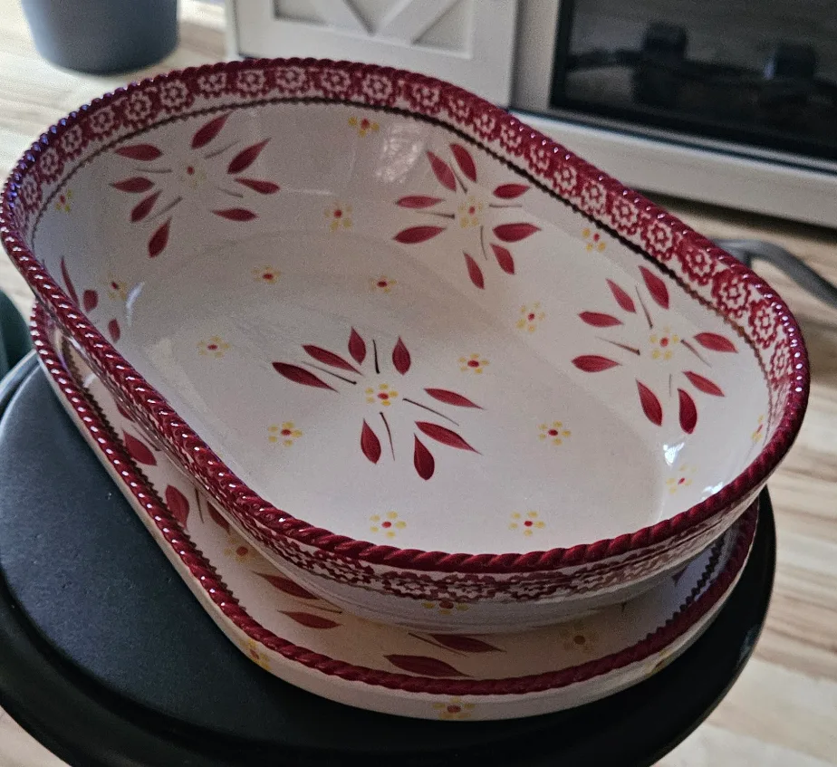 Temptations by Tara Old World 3.2 QT Oval Baker image indicator(7)