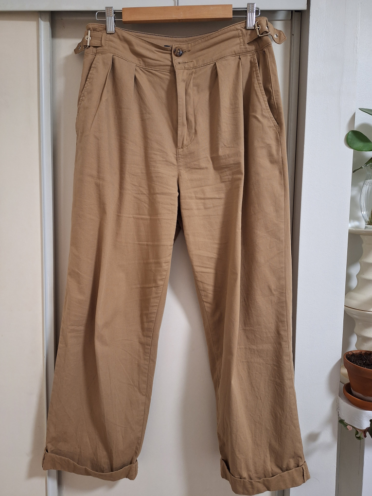 Tommy Hilfiger Khaki Culottes - Size 6