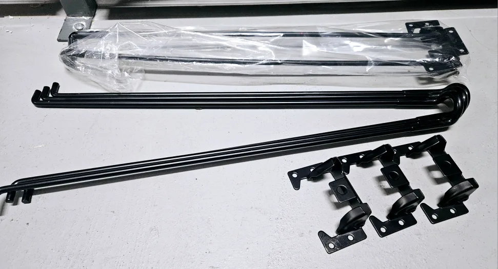 Set of 4 Black Metal Hairpin Table Legs - 20 Inches image indicator(2)