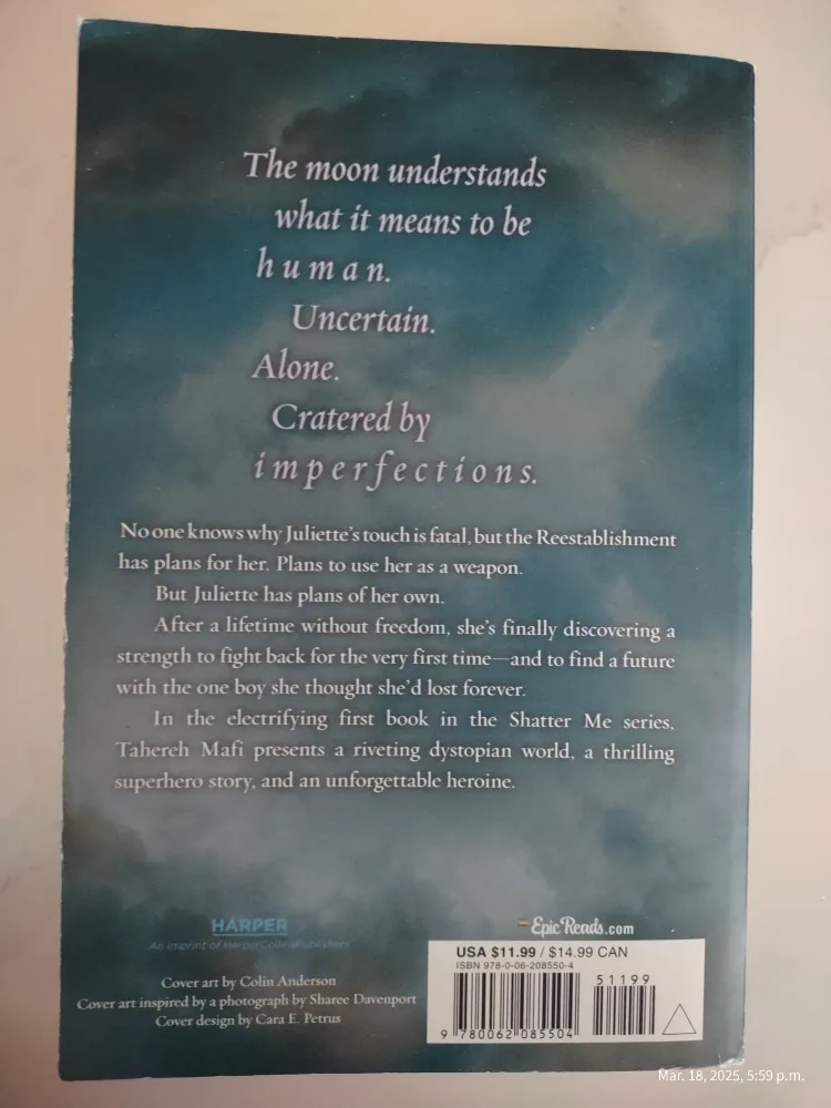 Shatter Me by Tahereh Mafi - Paperback Book image indicator(2)