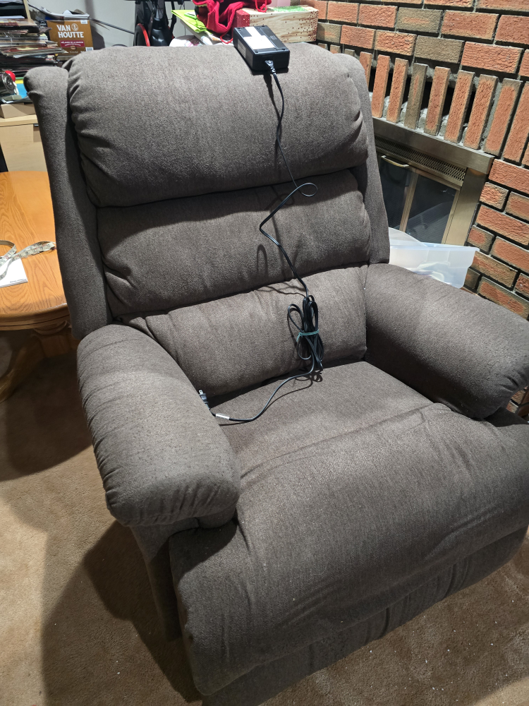 Power Recliner Chair - photo 3