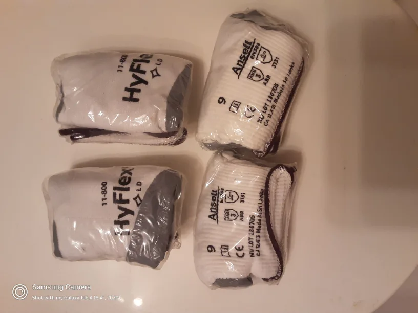 HyFlex 11-800  Foam  Gloves,  4    for $4.work and outdoors image indicator(2)