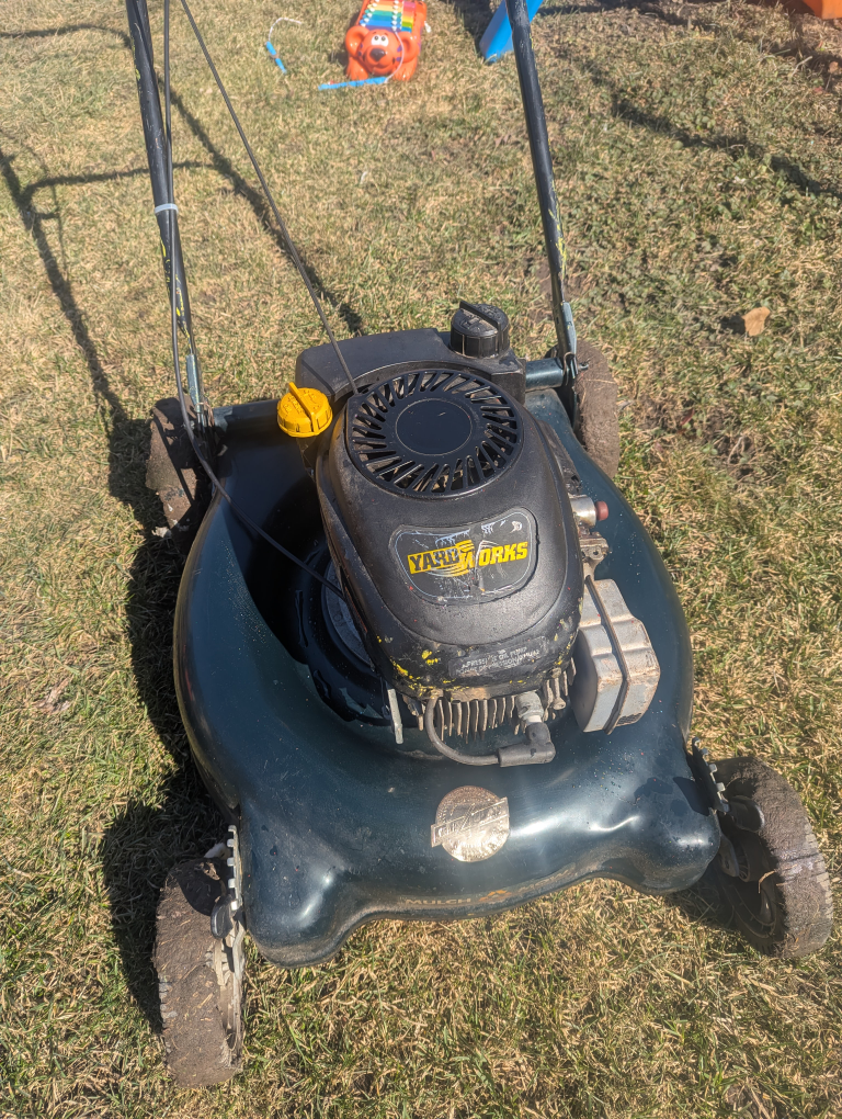 Yardworks Gas Powered Lawn Mower