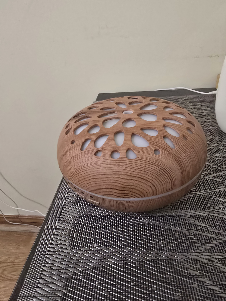 Wooden Aroma Diffuser with LED Light - photo 3
