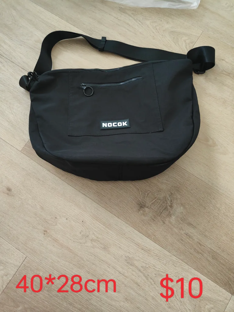 Five Bags - Backpacks and Totes - Various Sizes and Colours image indicator(2)