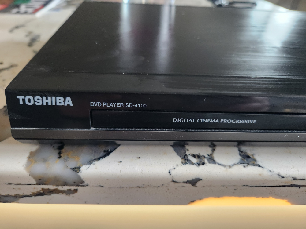 Toshiba SD-4100 DVD Player
