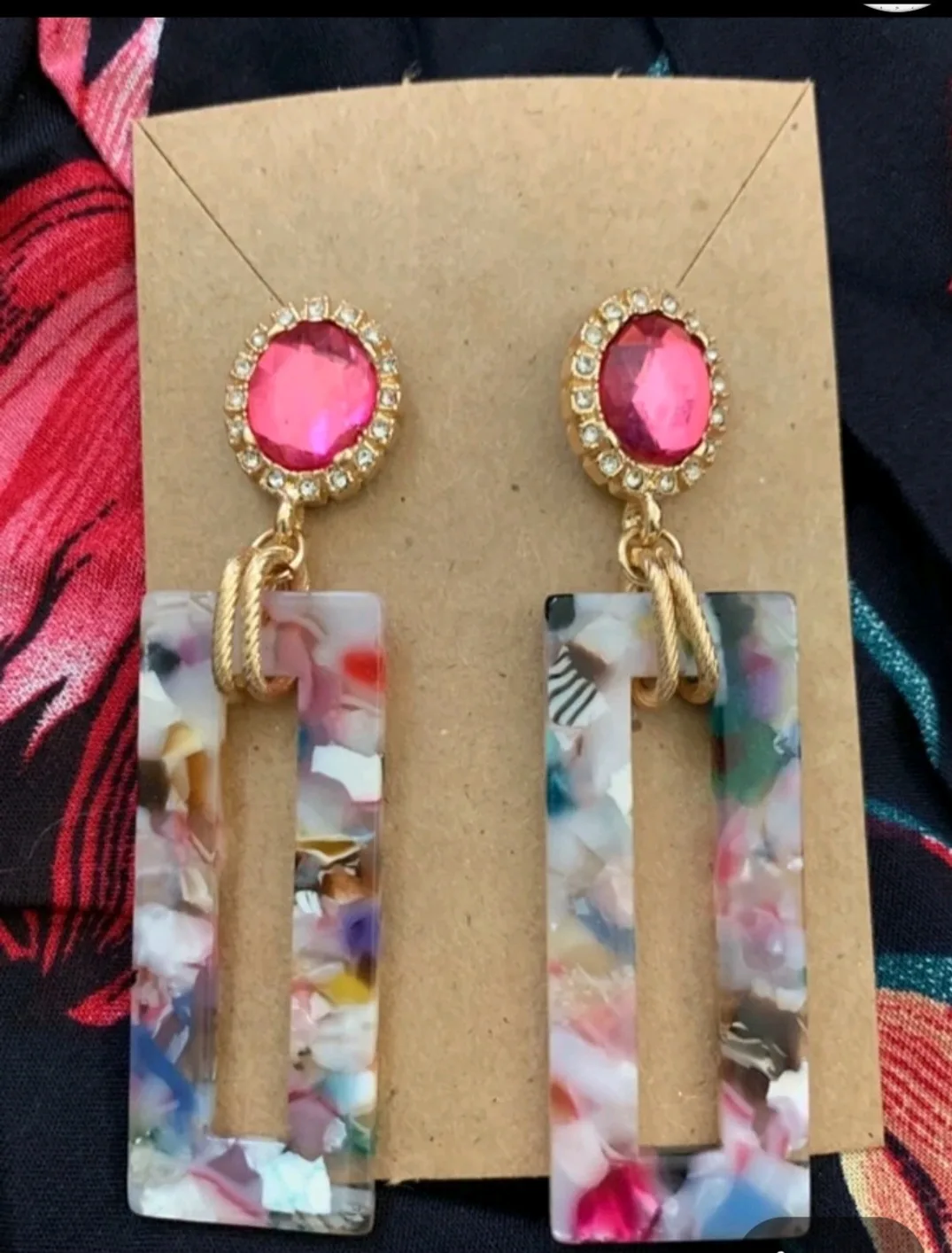 BRAND NEW Unique Fashion Earrings each pair 4$ 🧡 image indicator(7)