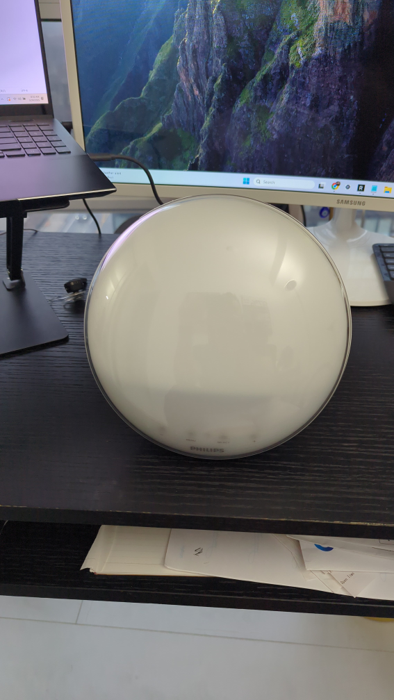 Philips Wake-Up Light Coloured Sunrise Simulation Alarm Clock - photo 2