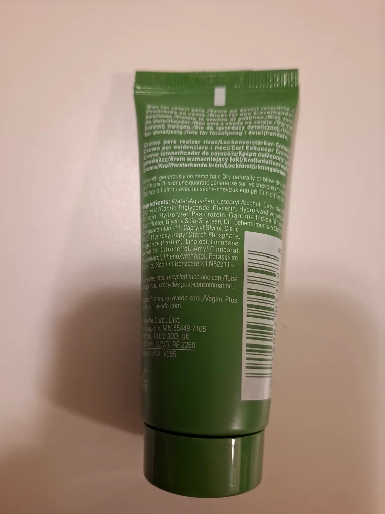 AVEDA be curly Curl Enhancing Cream image indicator(2)