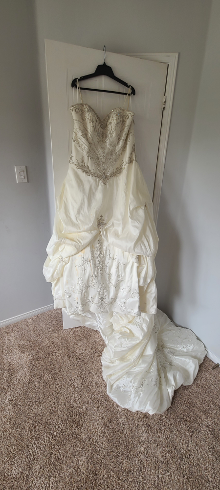 Beautiful Off-White Wedding Gown with Embellishments