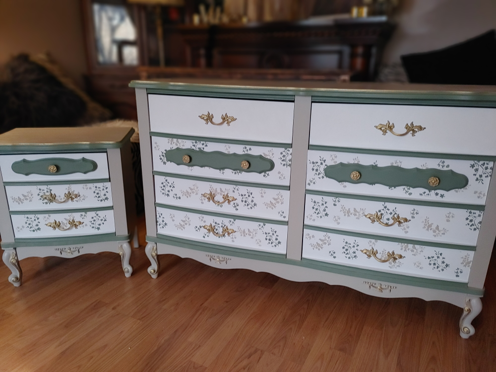 Vintage Bedroom Set - Dresser and Nightstand - photo 2
