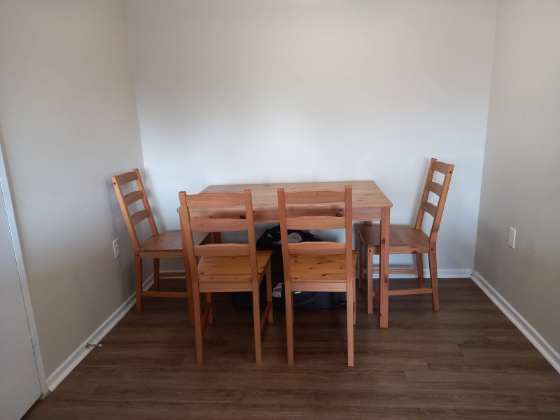 IKEA 4-piece Dining Set - Table and Chairs - photo 3