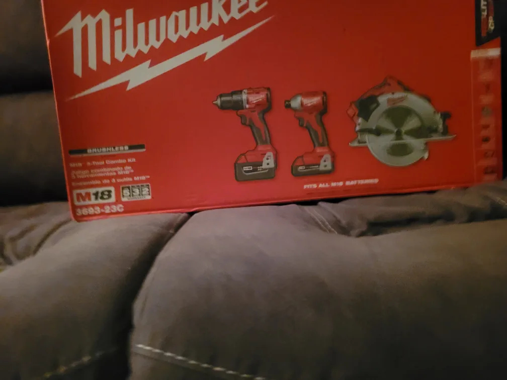 Milwaukee M18 3-Tool Combo Kit - Brushless image indicator(8)