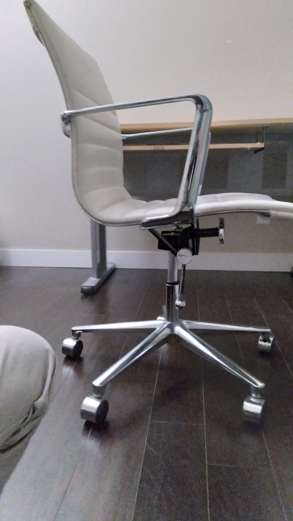 White Leather Office Chair with Chrome Base - photo 3