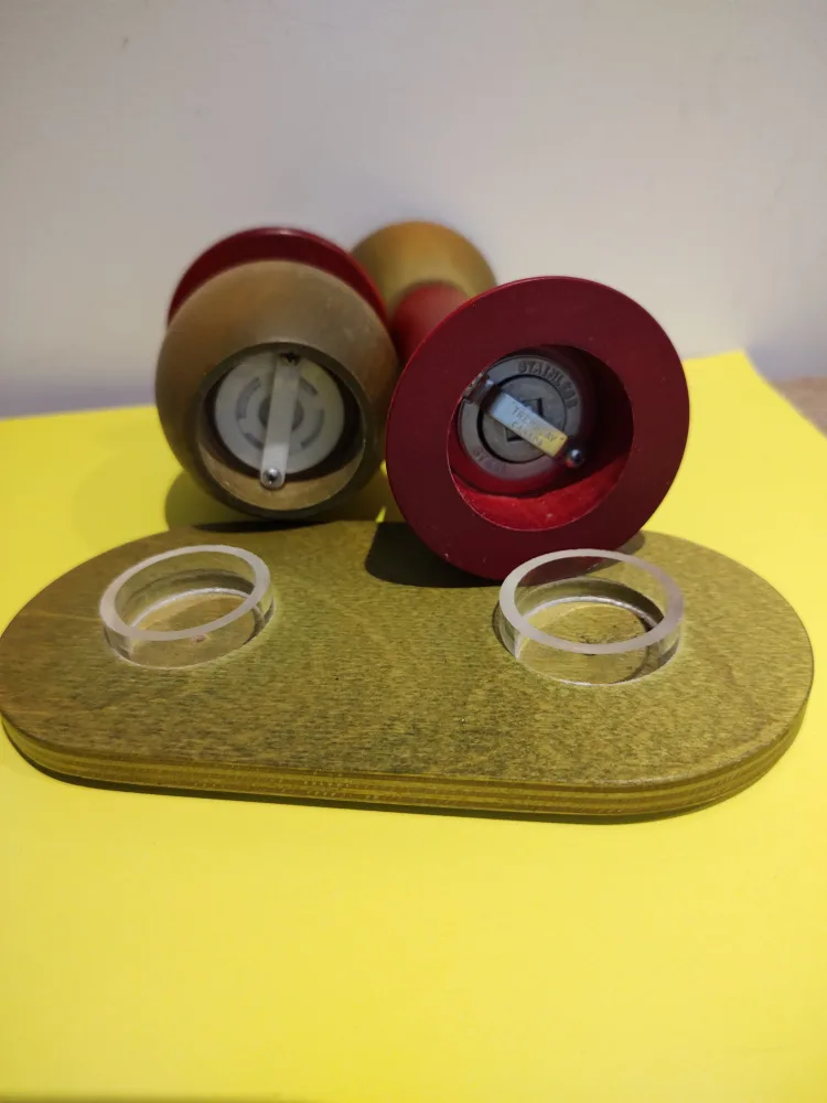 Vintage Wooden Salt and Pepper Shakers with Stand image indicator(4)