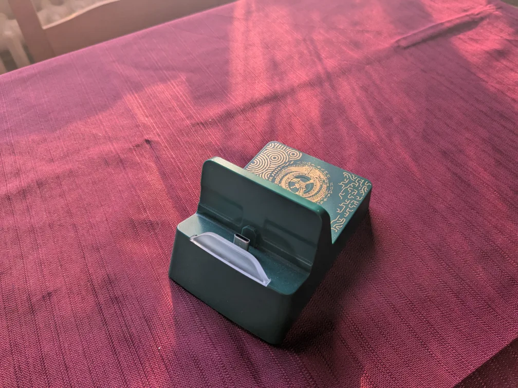 The Legend of Zelda Nintendo Switch Mini Dock image indicator(4)