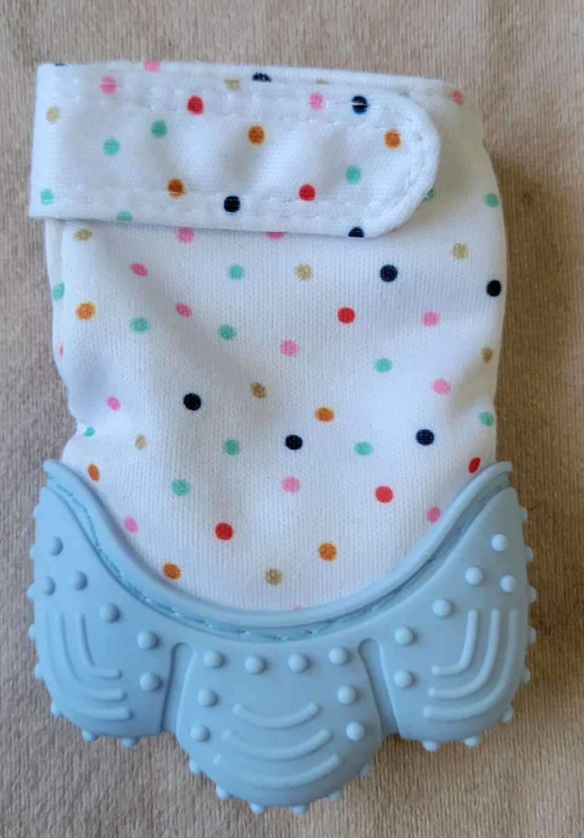 ‼️TOSS ALERT‼️ Bundle - Baby Accessories - Size 0-12 Months image indicator(5)